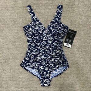 Miraclesuit Soft Cup Bra One Piece‎ Slimming Swimsuit Size 10